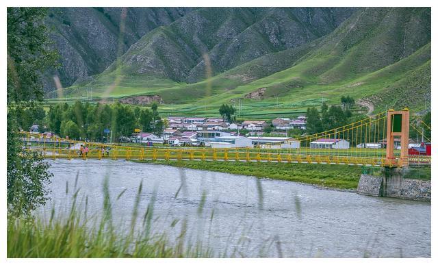 甘肃最美的3个小众旅行地，流泉飞瀑，峡谷幽深，真正的度假秘境