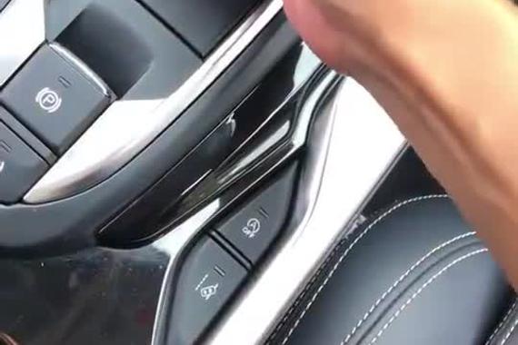 有没有喜欢“中华V7”汽车,优点车内空间大