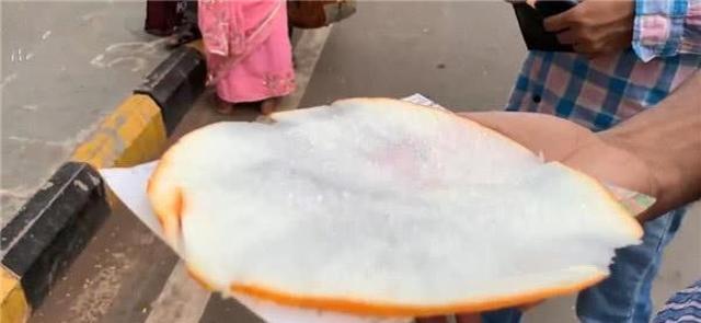 印度的“巨无霸”水果，外表像大香肠，里面像奶酪，知道是啥不？