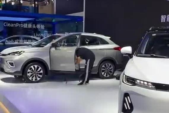 六座版威马EX6，还是不错的