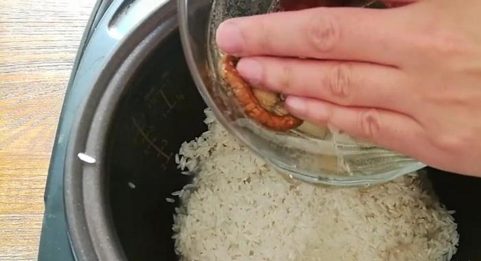 给大家分享一下香菇糯米烧卖的做法，喜欢的朋友可以试一下！