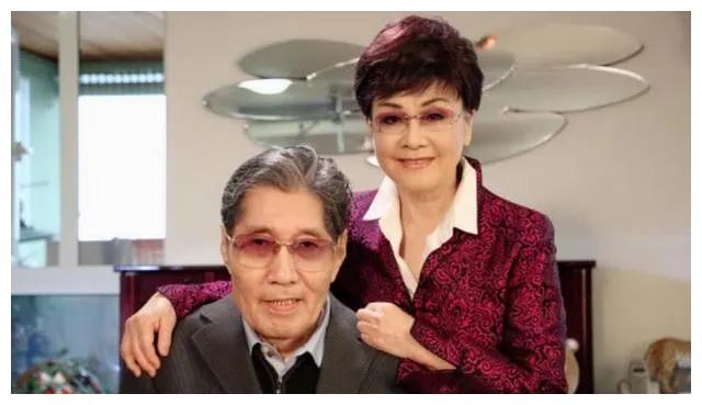 李谷一82岁丈夫去世，葬礼低调在北京举行，爱徒付笛生晒照缅怀