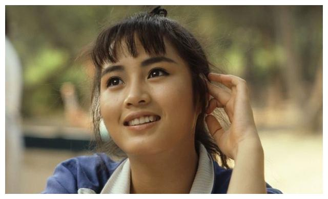 ϸ�����ݰ�������Ƭ�ĺ���Ů���ǣ���������