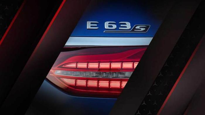 新款梅赛德斯-AMG E 63 S预告图将于6月18日发布
