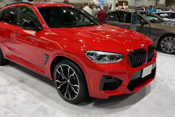 2020款宝马X4M登场，打开车门和掀背式后备箱，简直太帅了！