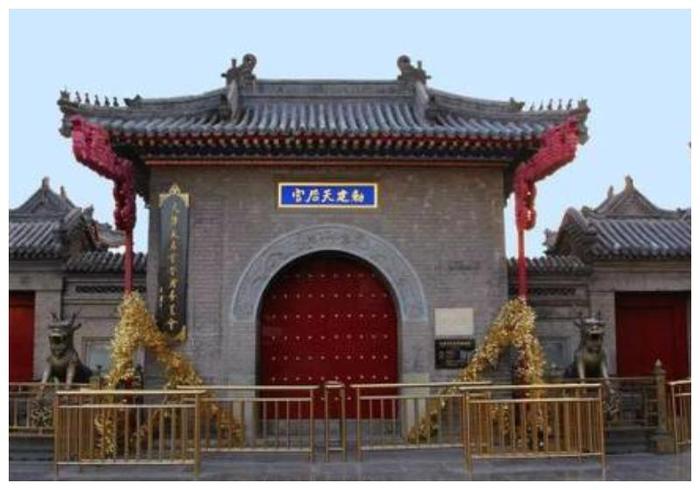 天津被忽略的某处宫殿，距今有百年历史，也是天津古老的建筑群