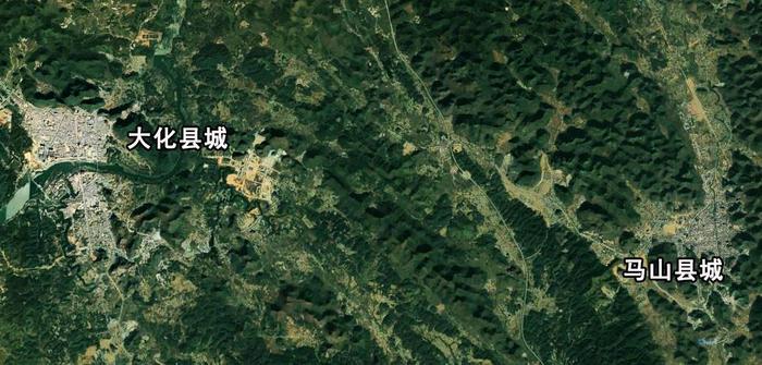 广西南宁最北的县，两条高速公路交汇，拥有金伦洞景区