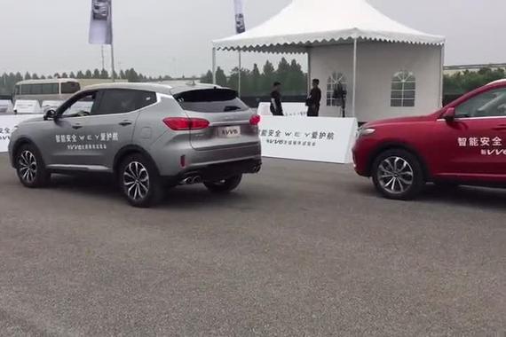 实测2020款VV6全自动泊车，前后保留距离很短