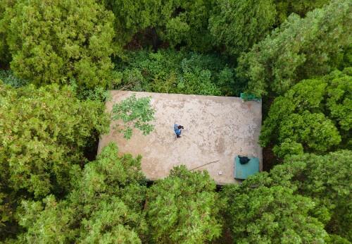 无人机航拍济南佛慧山，茂密的森林绿意盎然，一座天然的城市氧吧