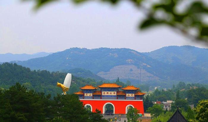 灵山旅游景点[灵山旅游景点的介绍]