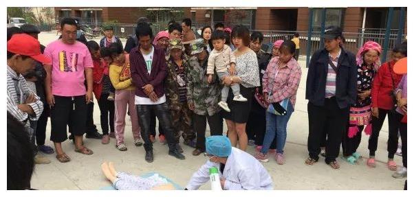 福贡县应急管理局开展防灾减灾应急疏散、救援演练活动