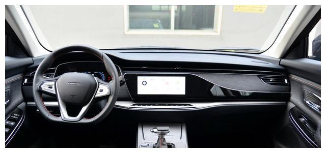 长安欧尚X7再推新车，顶配12万多，搭全自动泊车和人脸识别