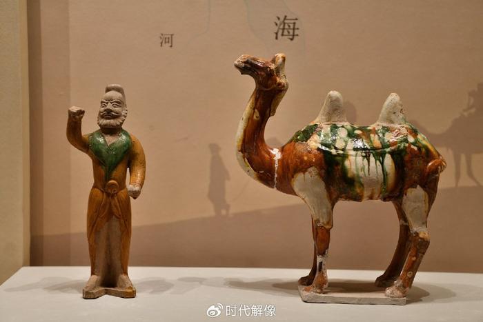 四神 陶器 洛陽三彩藝術博物館 唐代洛阳文物精品展亮相太原：唐三彩、陶俑、金银器展现盛唐繁华
