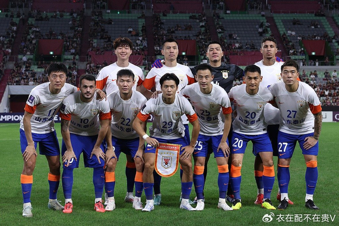 防住了对手，没防住队友，王大雷封神！上港过来的卧底真不能用了