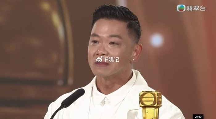 首夺男配角奖的林子善与妻女开心庆生 自认家庭和事业都很完满