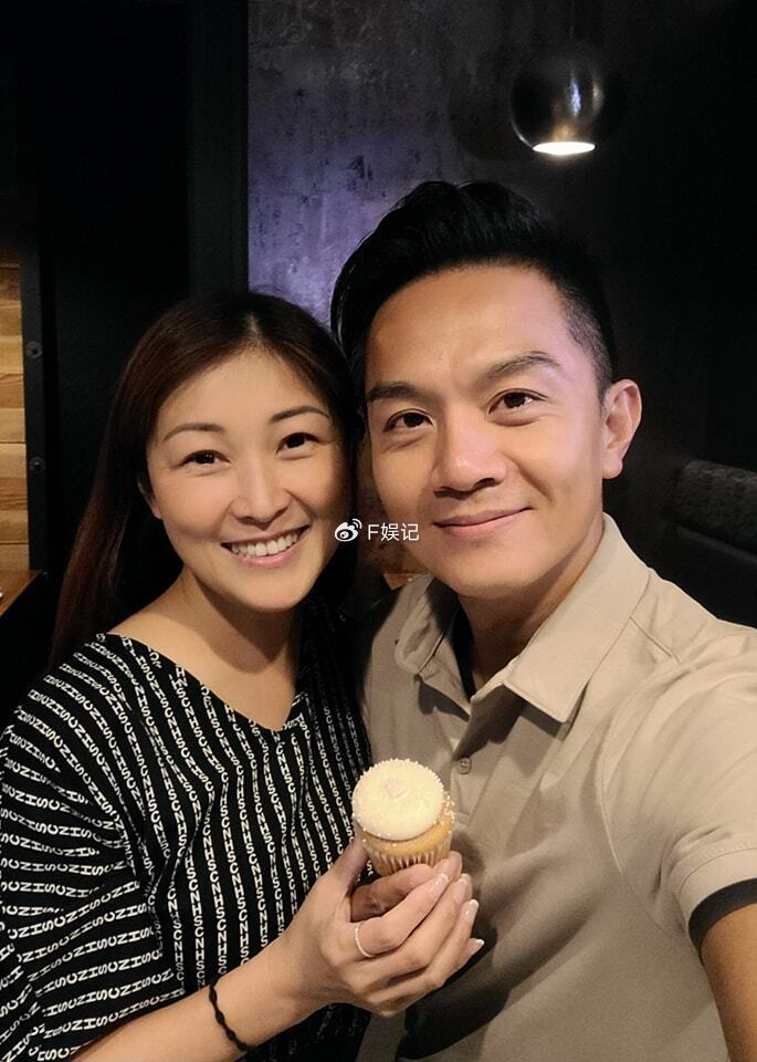 胡诺言46岁生日和太太陈琪旅游庆祝 夫妻俩和子女视频通话联系