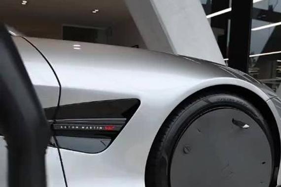 2025 阿斯顿马丁 全新 Vanquish v12 右舵 纽规