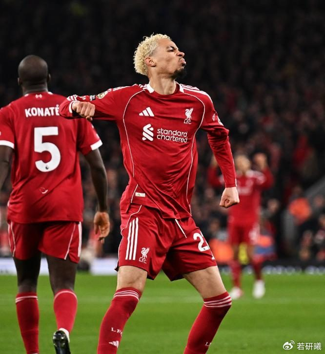 维尔茨传射埃基蒂克双响，萨拉赫英超历史第一人，利物浦4-1纽卡