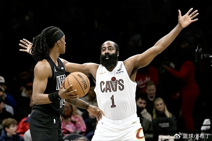 36岁哈登带伤复出准三双胜篮网，一句“能运球就打”听哭了多少人