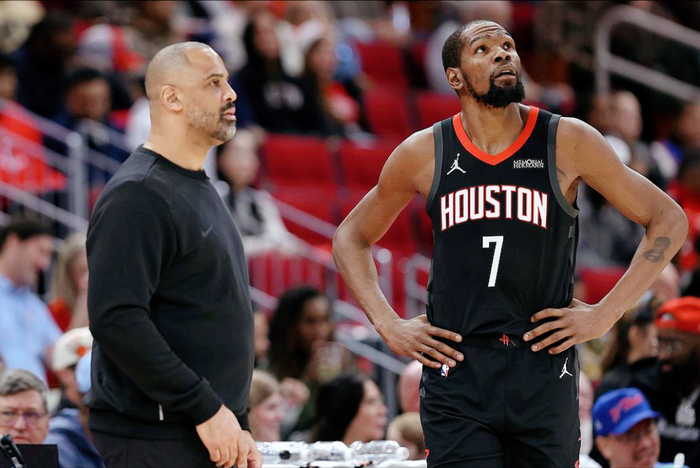 火箭38胜22负，骂乌度卡一赛季，火箭战绩却比去年同期还多赢一场