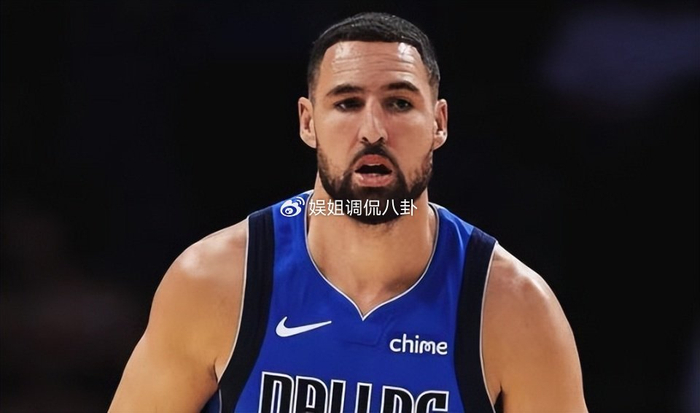 放弃湖人3000万报价，降薪加盟勇士！想成下个克莱，结果却被送走