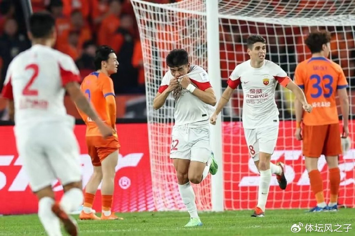 马宁完成任务，助海港完成双冠王，泰山队四大皆空，国安迎利好