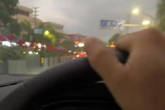 车也买了 副驾驶不是🈳的就是公的