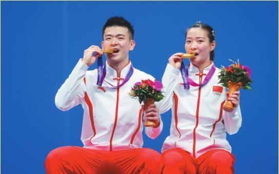 韩国组合排行_王楚钦重返男单世界第一(2)