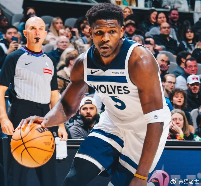 努尔基奇三双乔治爆砍43分，华子38+8+3难救主，爵士复仇森林狼