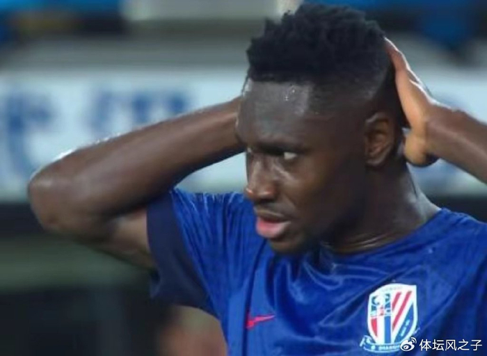 马莱莱还是要被放弃了，申花找到替代者，200万欧金靴射手有望加盟