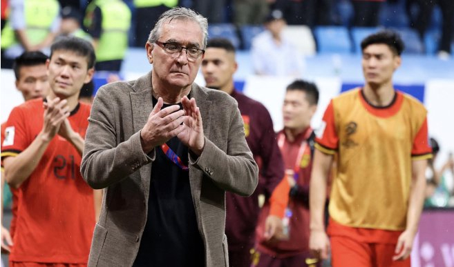 一场1：2验出3大国脚真实力，可堪大用，国足换不换帅他们都不能换