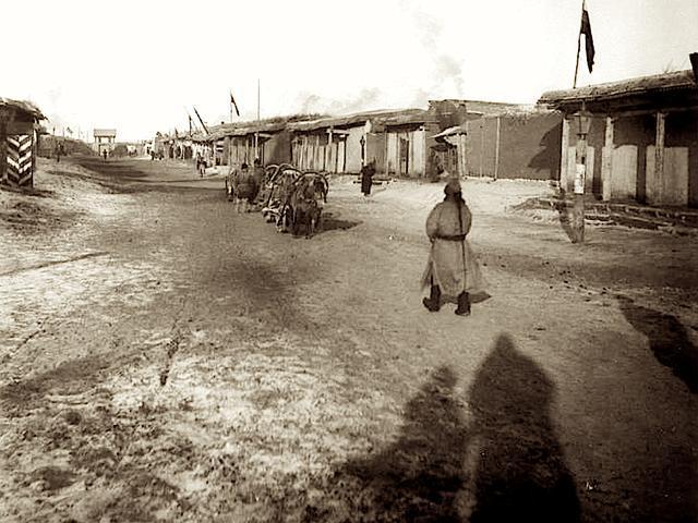 呼伦贝尔1901年，海拉尔城北门内外，元朝皇后孛儿帖的故乡