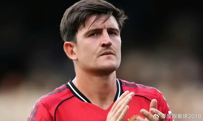 马奎尔今夏可能离队，曼联未雨绸缪已锁定理想接班人，开价8000万英镑