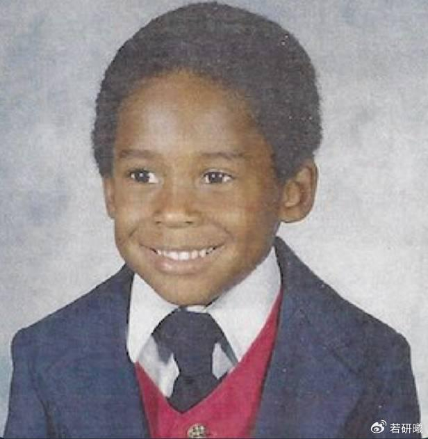 NBA球星童年照：库里变化最大，认出5个才算得上老球迷