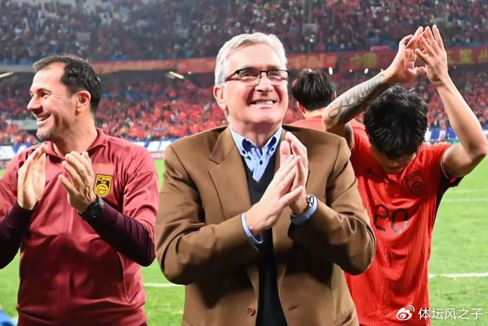 伊万非常满意球员拼劲，要让日本队感到取胜不易，谈到出线形势