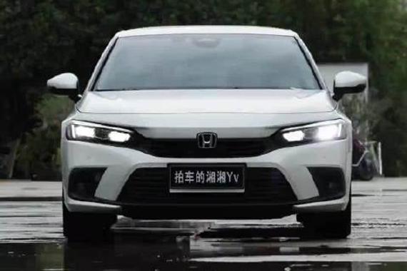 2025款 本田思域 十一代 240TURBO 智趣Plus