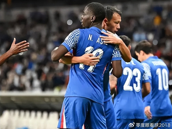 瞎折腾！上海申花买人眼光不行，两个赛季换了5个前锋，均难堪大任