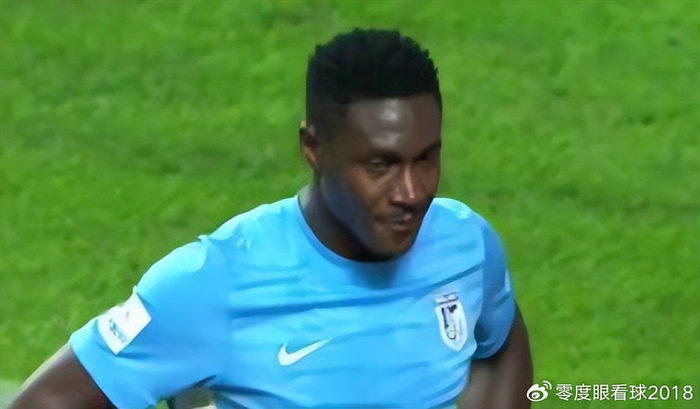 瞎折腾！上海申花买人眼光不行，两个赛季换了5个前锋，均难堪大任