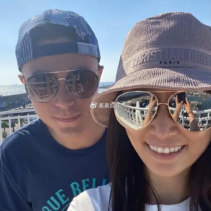 林心如透露女儿很黏人,每晚编故事编到词穷,