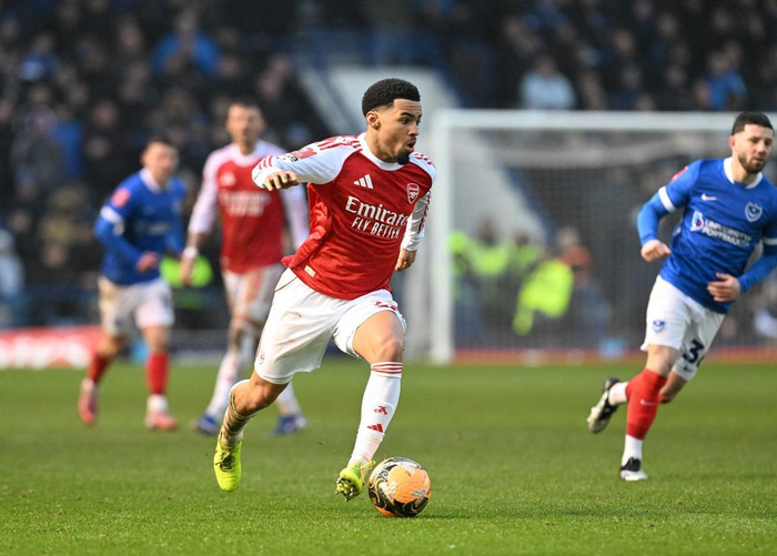 已达成协议！阿尔特塔点头放行，阿森纳18岁新星租借马赛半年