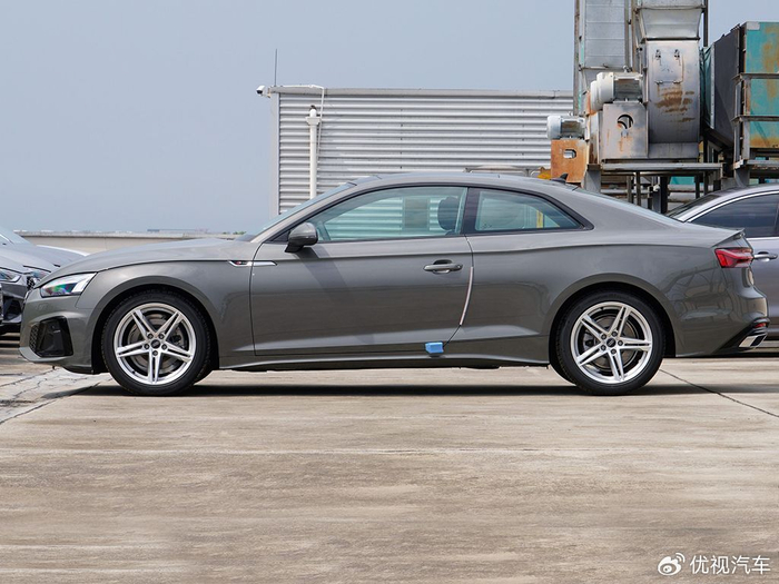 奥迪A5L与进口A5对比_国产A5L优惠分析_奥迪车最低价格是多少