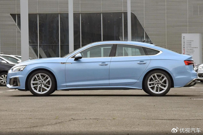 奥迪车最低价格是多少_国产A5L优惠分析_奥迪A5L与进口A5对比