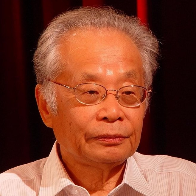 意大利百万蜜蜂神秘死亡引热议，爱因斯坦“民科谣言”...