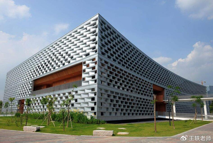 武汉大学排行_最新中国大学两百强排名出炉了(2)