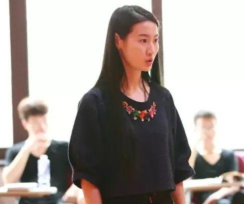 中戏13级：屈楚萧张铭恩张宥浩，最爱“抱团”的班？