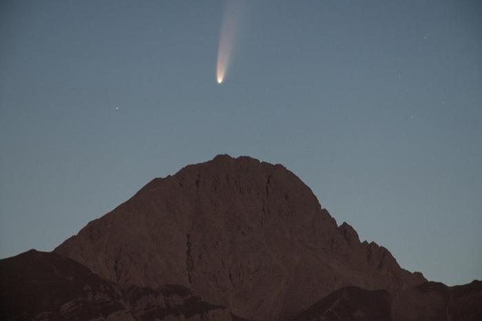 如何于本周在自家后院里欣赏奈威斯彗星