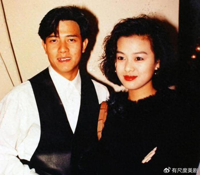 姚正箐唯一一部为艺术献身的电影，三个女人，三段故事（疯狂的女人歌曲）
