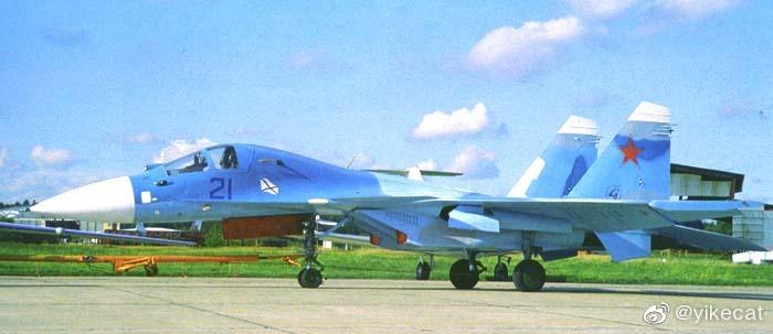 苏霍伊Су-33УБ(Су-27КУБ)/Su-33UB(Su-27KUB)舰载战斗教练机