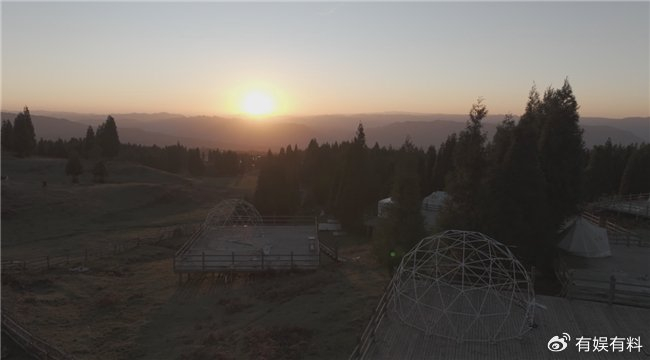 跟着房车游贵州——19℃的六盘水，草原、古村与冰雪的奇遇！