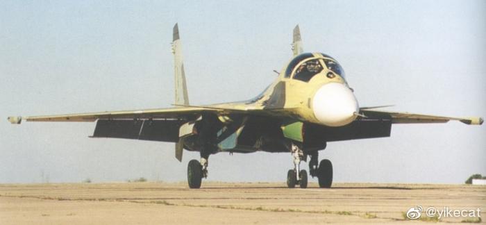 苏霍伊Су-33УБ(Су-27КУБ)/Su-33UB(Su-27KUB)舰载战斗教练机